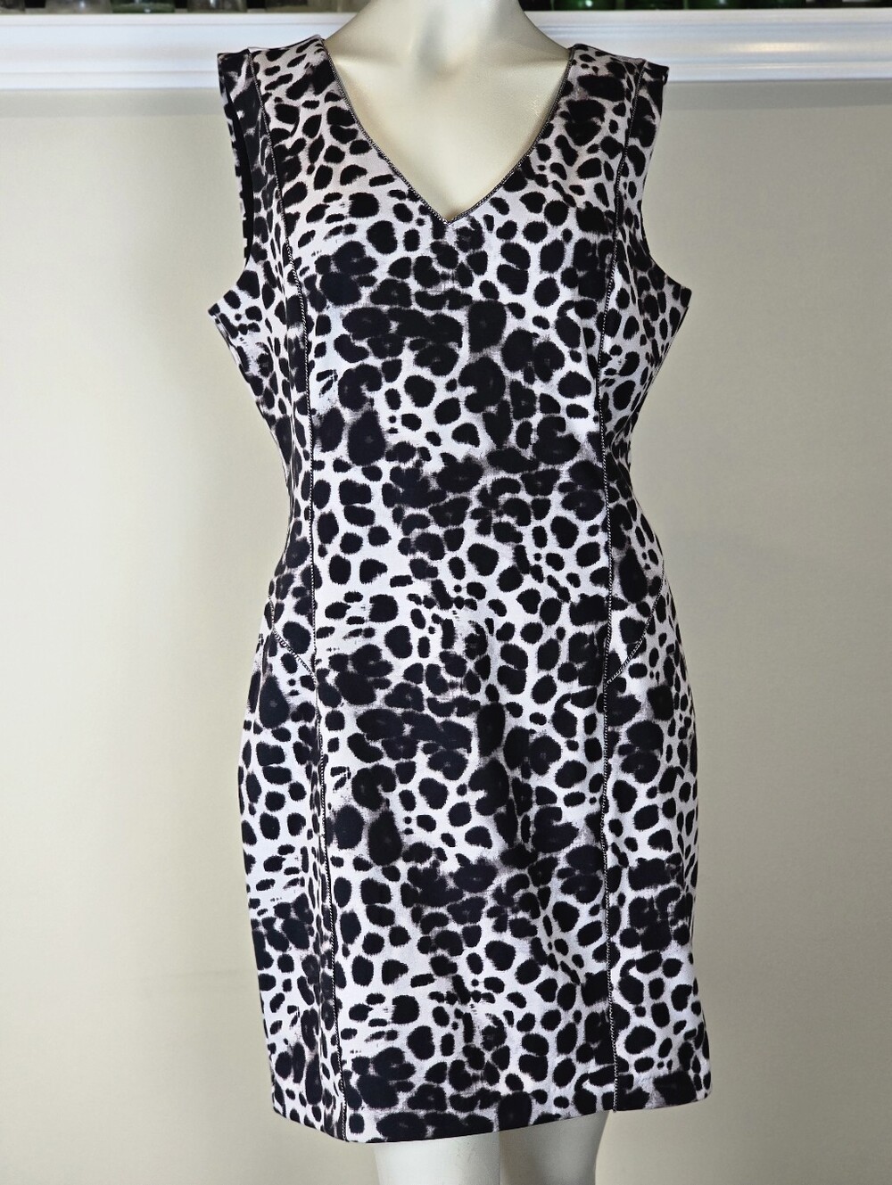 Jennifer Lopez Black & White Snow Leopard Sheath Dress